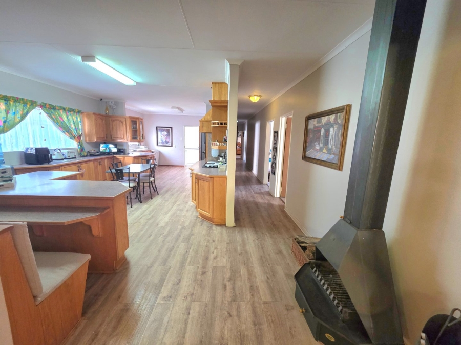 4 Bedroom Property for Sale in La Provance Free State